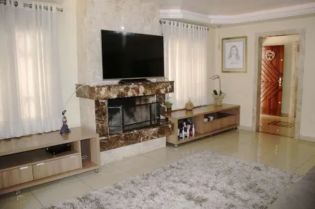 Casa com 5 Quartos à venda, 198m² no Centro, Canoas