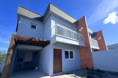 Casa com 3 Quartos à venda, 115m² no Rio Tavares, Florianópolis