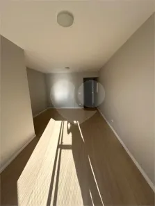 Apartamento com 3 Quartos para alugar, 85m² no Vila Regente Feijó, São Paulo