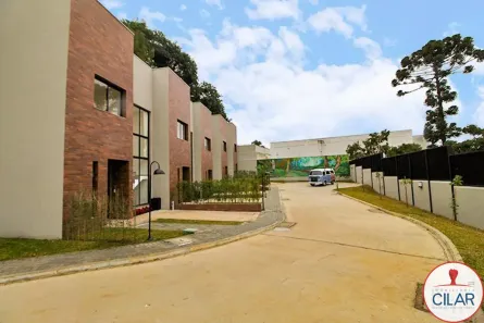 Sobrado com 2 Quartos para alugar, 79m² no Campina do Siqueira, Curitiba