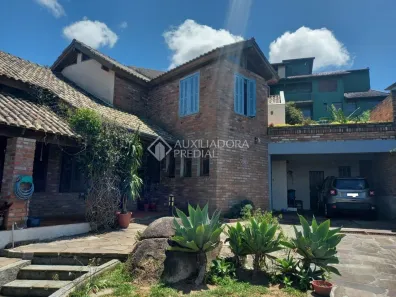Casa com 4 Quartos à venda, 269m² no Teresópolis, Porto Alegre