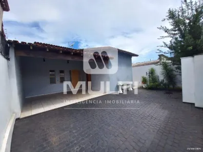 Casa com 3 Quartos à venda, 215m² no Custódio Pereira, Uberlândia