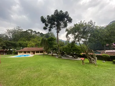 Casa com 7 Quartos à venda, 500m² no Mury, Nova Friburgo