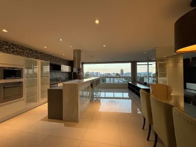Apartamento com 3 Quartos à venda, 250m² no Atiradores, Joinville