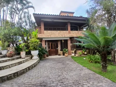 Casa de Condomínio com 4 Quartos à venda, 550m² no Cumbari, Mairiporã