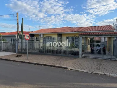 Casa com 3 Quartos à venda, 162m² no Parque das Bandeiras, Maringá