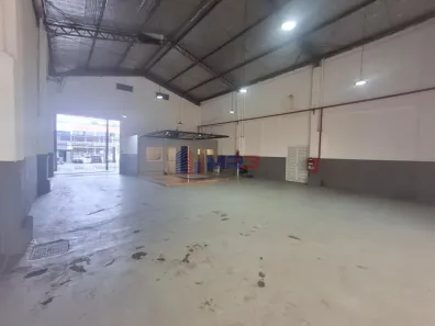 Ponto Comercial para alugar, 600m² no Tanque, Rio de Janeiro