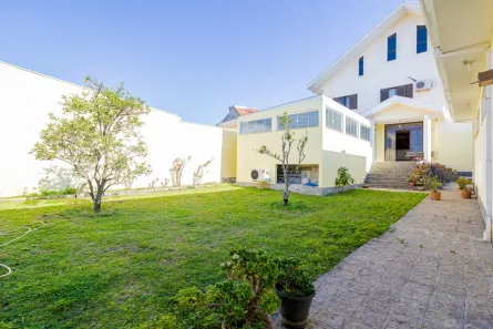 Casa com 5 Quartos à venda, 679m² no Parolin, Curitiba