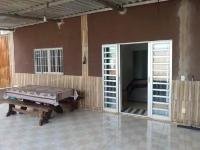 Casa com 3 Quartos à venda, 330m² no Arapoanga, Brasília