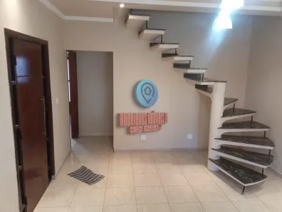Sobrado com 3 Quartos à venda, 250m² no Sitio Paredão, Ferraz de Vasconcelos