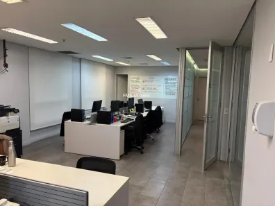 Sala Comercial à venda, 198m² no Vila Olímpia, São Paulo