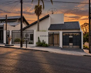 Casa com 3 Quartos à venda, 215m² no Jardim Planalto Verde, Cambé