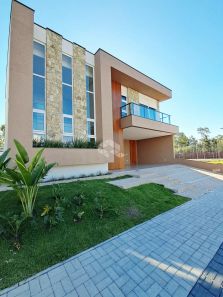 Casa de Condomínio com 3 Quartos à venda, 266m² no Camobi, Santa Maria