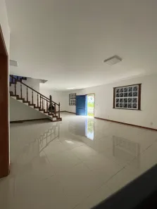 Casa com 5 Quartos à venda, 240m² no Valparaíso, Petrópolis