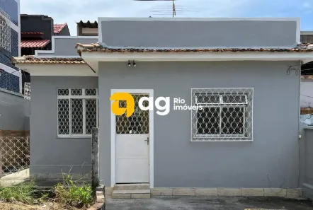 Casa com 3 Quartos à venda, 60m² no Vila Valqueire, Rio de Janeiro