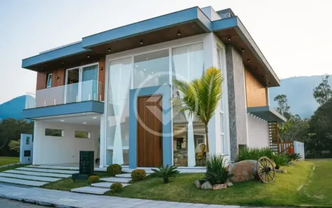 Casa de Condomínio com 5 Quartos à venda, 411m² no Ratones, Florianópolis