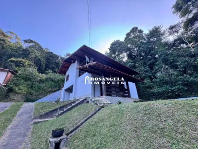 Casa com 3 Quartos para alugar, 176m² no Quinta da Barra, Teresópolis