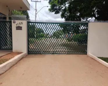 Fazenda/Sítio com 3 Quartos à venda, 302m² no Village Campinas, Campinas