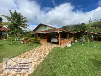 Fazenda/Sítio com 4 Quartos à venda, 250m² no Maravilha, Paty do Alferes