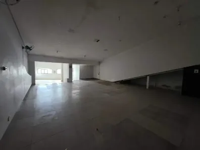 Prédio Comercial para alugar, 310m² no Brasil, Uberlândia