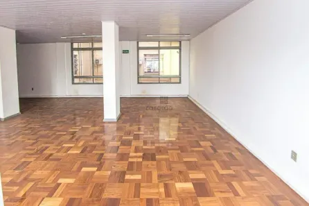 Sala Comercial para alugar, 266m² no Centro, Santa Maria