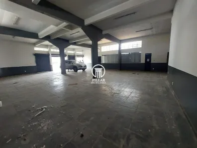 Ponto Comercial para alugar, 300m² no Alto São João, Montes Claros