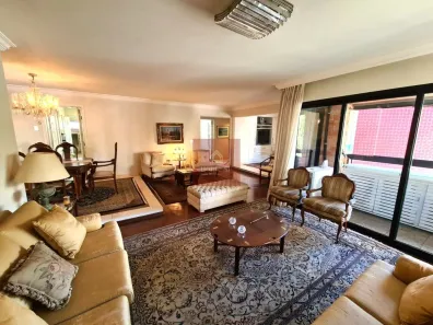 Apartamento com 4 Quartos para alugar, 224m² no Vila Uberabinha, São Paulo