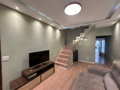 Sobrado com 3 Quartos à venda, 191m² no Parque São Vicente, Mauá
