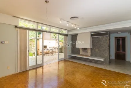 Casa com 3 Quartos à venda, 277m² no Rio Branco, Porto Alegre