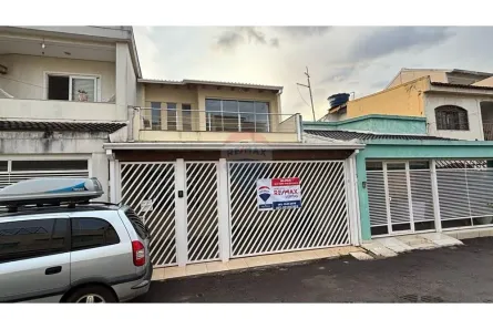 Casa com 4 Quartos para alugar, 164m² no Guará I, Brasília