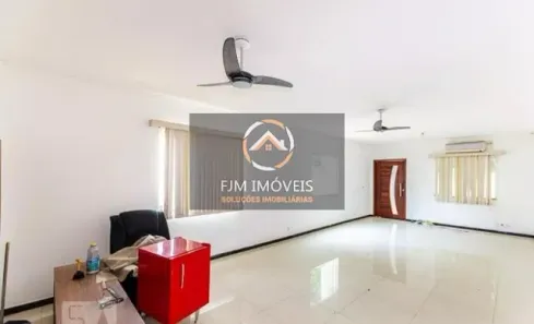 Casa de Condomínio com 4 Quartos à venda, 600m² no São Francisco, Niterói