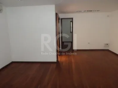 Imóvel Comercial à venda, 130m² no São Geraldo, Porto Alegre