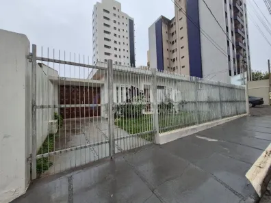 Imóvel Comercial com 4 Quartos para alugar, 221m² no Centro, São Carlos