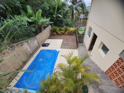 Casa com 3 Quartos à venda, 249m² no Coqueiros, Florianópolis