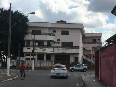 Ponto Comercial para venda ou aluguel, 865m² no Vila Areao, Taubaté