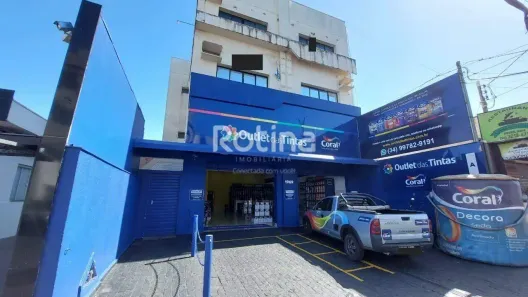 Sala Comercial para alugar, 115m² no Nossa Senhora Aparecida, Uberlândia