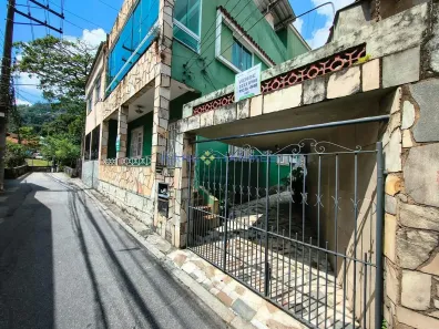 Casa com 2 Quartos à venda, 78m² no Alto da Serra, Petrópolis
