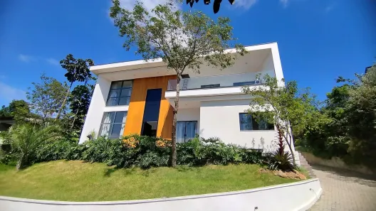 Sobrado com 4 Quartos à venda, 350m² no Marmeleiro, Atibaia