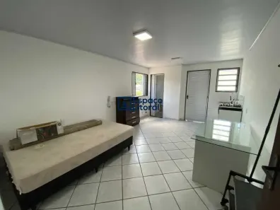 Kitnet com 1 Quarto para alugar, 28m² no Centro, Caraguatatuba