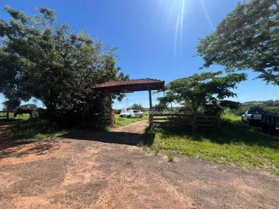 Fazenda/Sítio com 3 Quartos à venda, 230m² no , Bady Bassitt