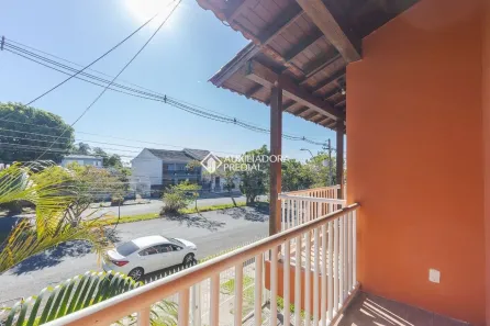 Casa com 4 Quartos para alugar, 300m² no Parque Santa Fé, Porto Alegre