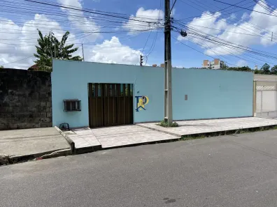Casa com 3 Quartos à venda, 150m² no Flores, Manaus