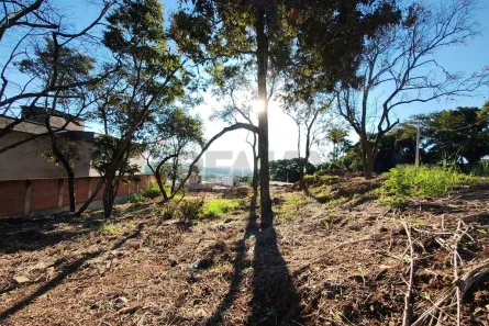 Lote/Terreno à venda, 500m² no Colinas do Castelo, Jaguariúna