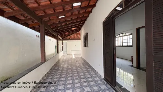 Sobrado com 3 Quartos à venda, 173m² no Balneário Forest, Caraguatatuba