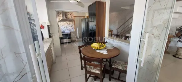 Cobertura com 3 Quartos para alugar, 200m² no Centro, Botucatu