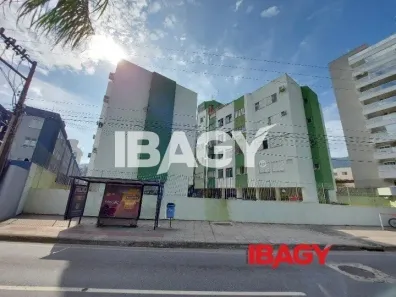Apartamento com 2 Quartos para alugar, 73m² no Itacorubi, Florianópolis