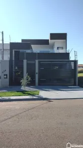 Sobrado com 4 Quartos à venda, 250m² no Parque Industrial 200, Maringá