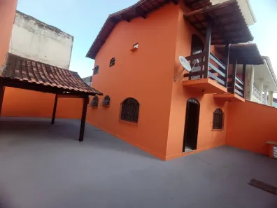 Casa com 3 Quartos à venda, 137m² no Jardim Santo Antônio, Macaé