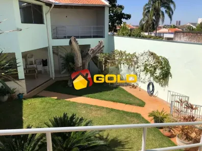 Casa com 5 Quartos à venda, 315m² no Cidade Jardim, Uberlândia