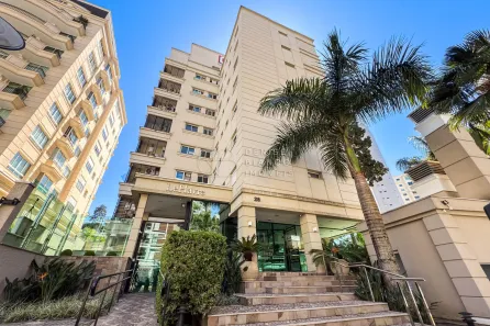 Apartamento com 3 Quartos à venda, 233m² no Ahú, Curitiba